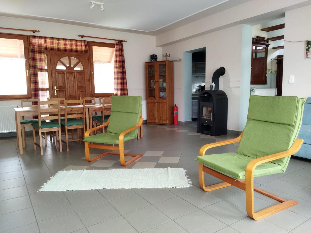 Naszály Kapuja vendégház Kosd Extérieur photo